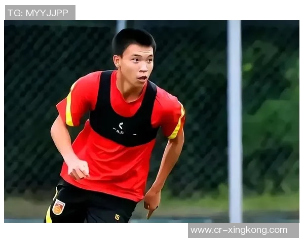 王钰栋精准传球助攻李新翔单刀机会可惜未能把握住