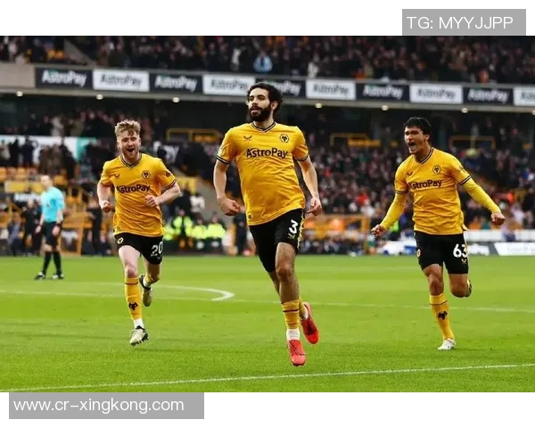 英超最新积分榜解析阿森纳稳居榜首狼队落后五队争夺激烈