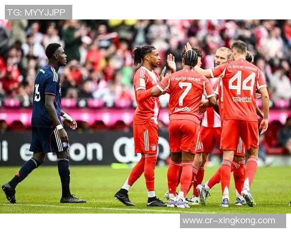 奥利塞与迪亚斯上半季联手造40球创德甲边锋组合新纪录超越罗贝里